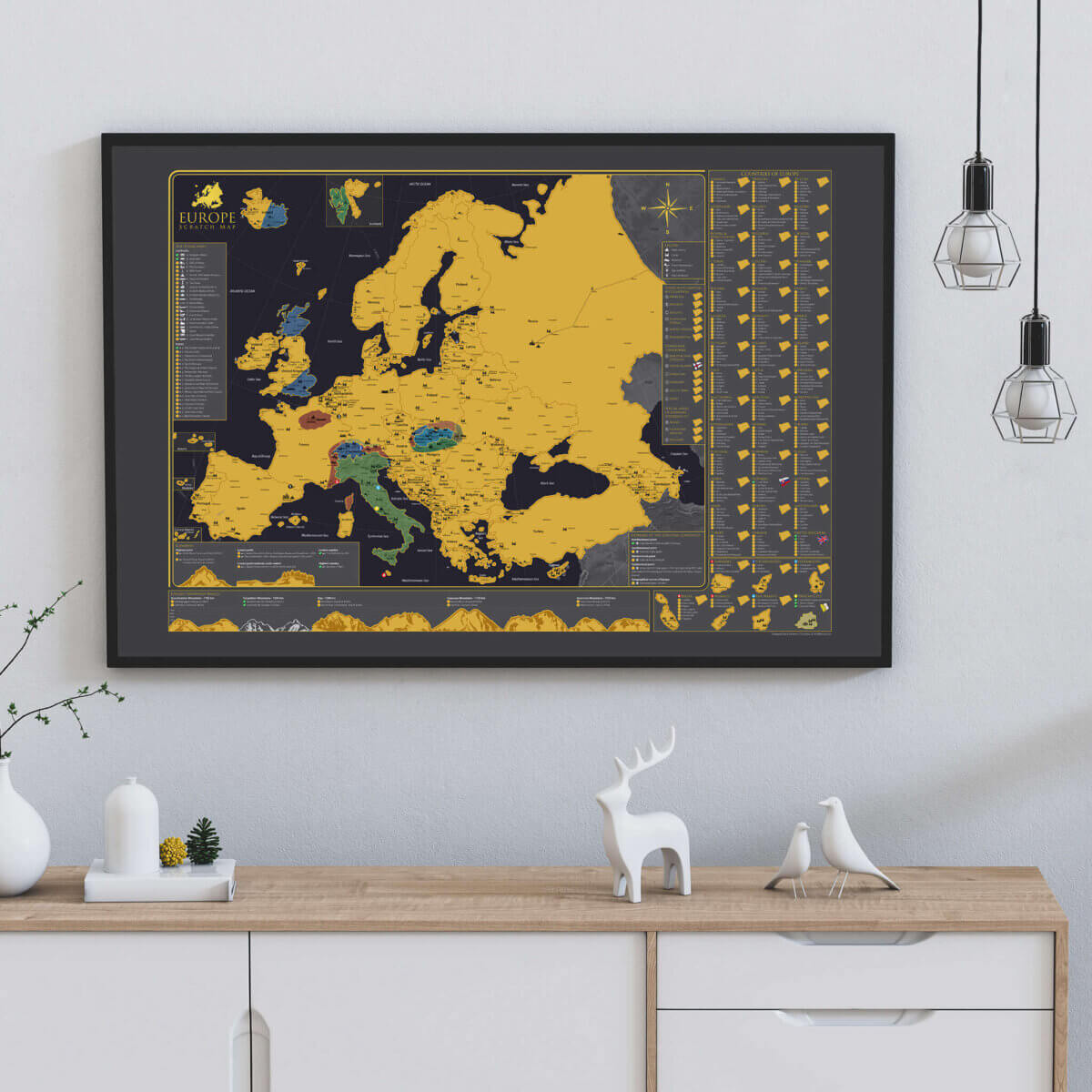 Mappa da graffiare dell'Europa - su una parete