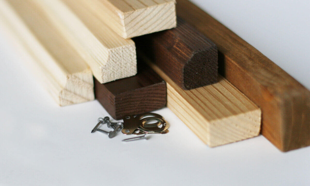 Barre in Legno da Parete per Mappe A1