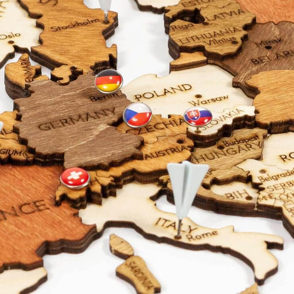 Accessori per il mappamondo in legno